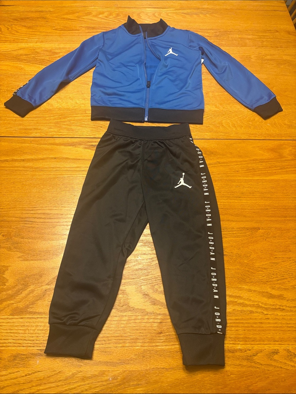 Jordan Kids 4T Blue Jacket & Black Joggers Set NWT - Picture 4 of 6